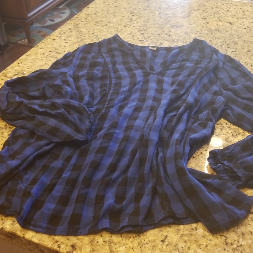 Plaid in blue and black.